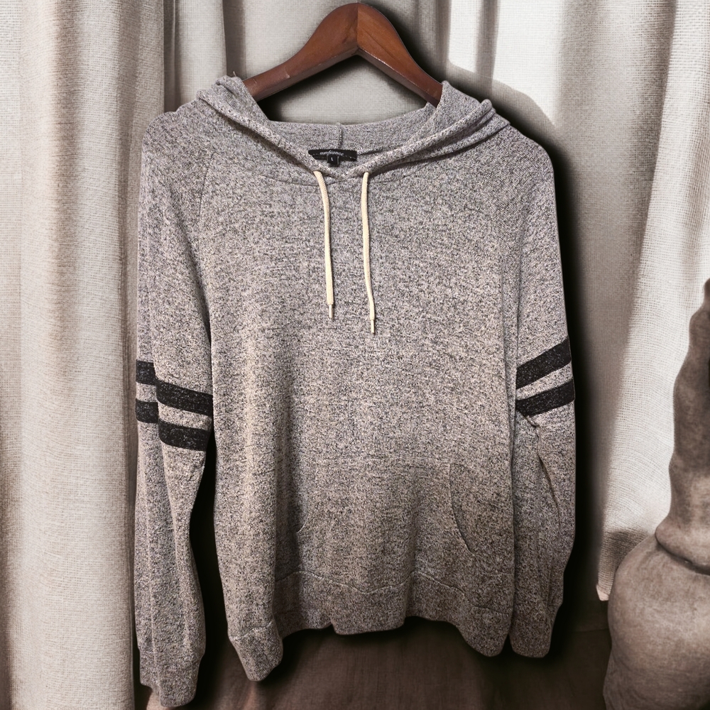 L - Heather gray lightweight varsity style hooded pullover sweater.